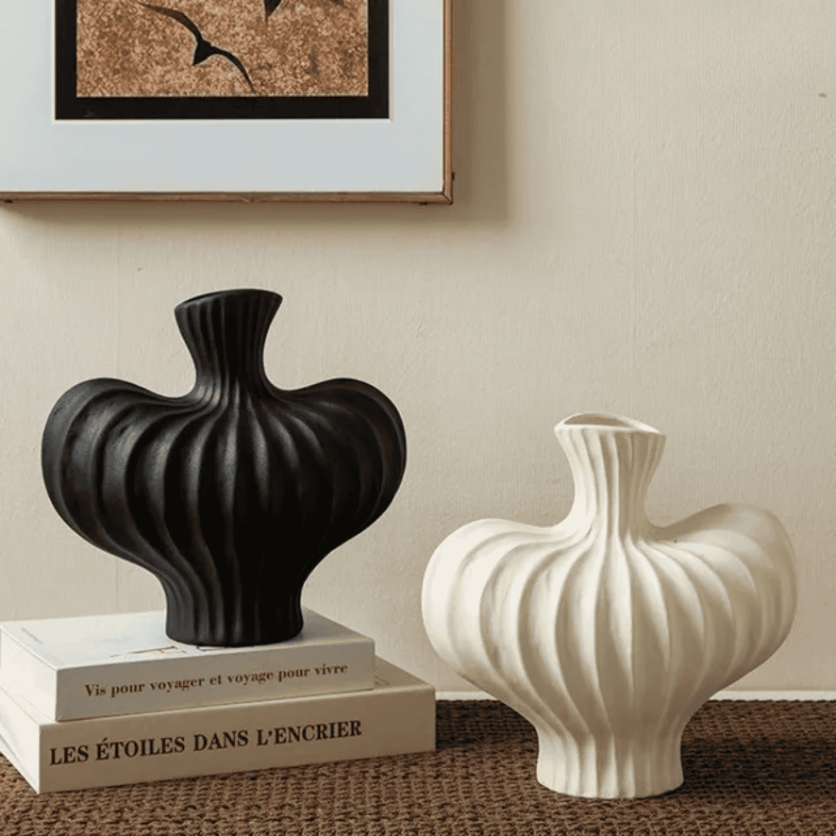 Minimalist Round Vase, Lightweight Matte White or Black