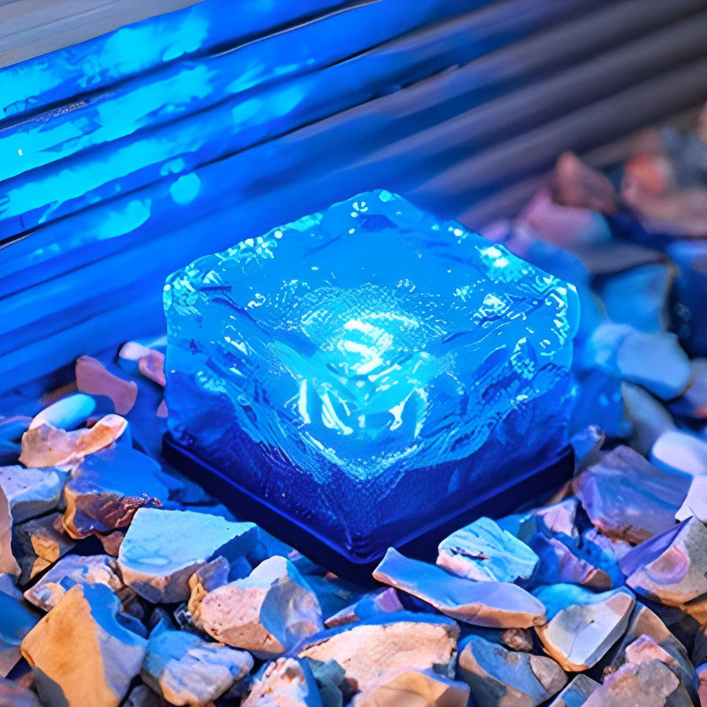 Ice Cube Step Light, Smart Solar Deck and Stair Fixture