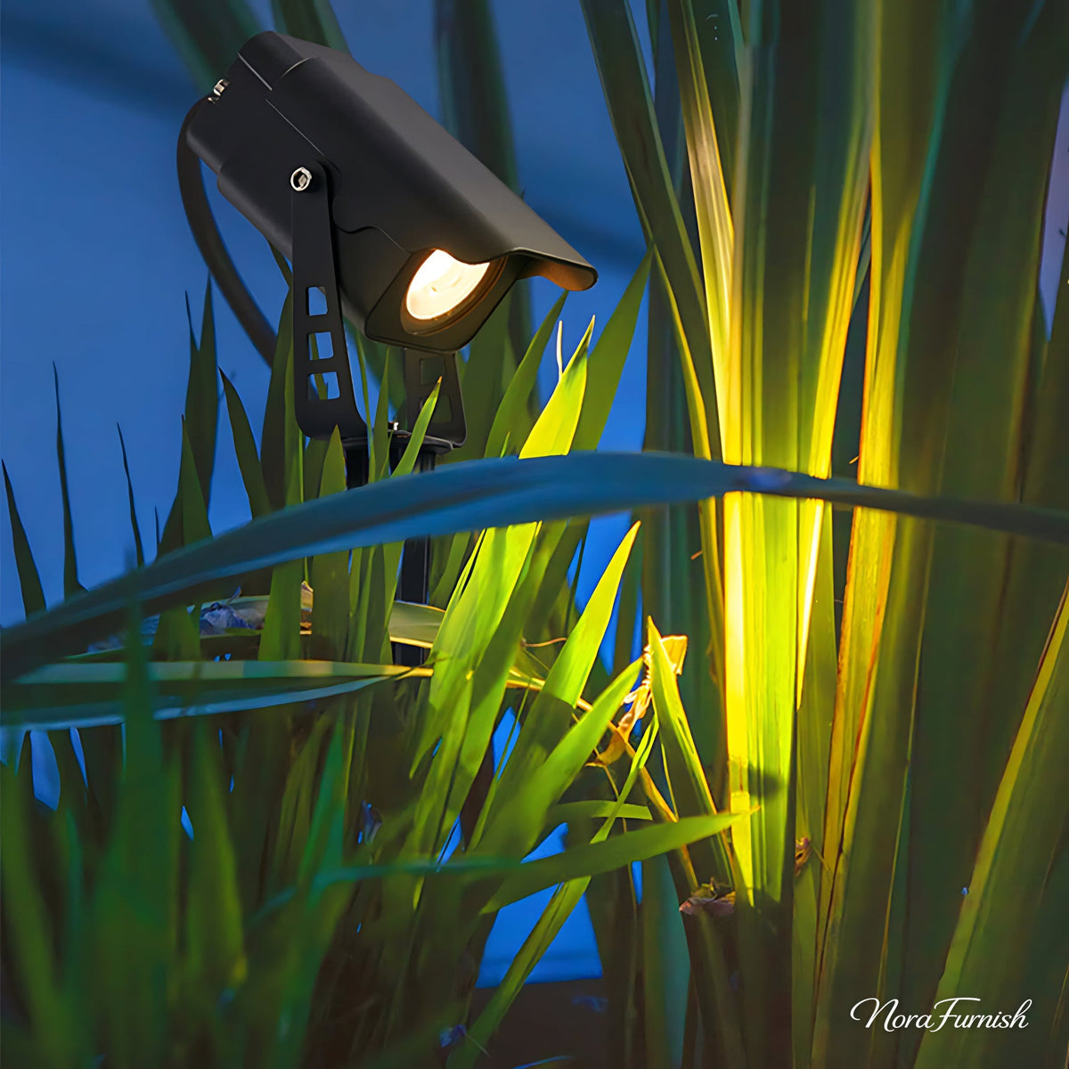 Die Cast Garden Spotlight, Black Adjustable Head Light, view 2