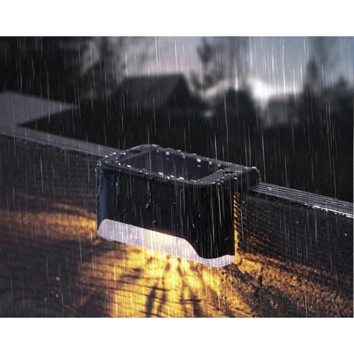 Waterproof solar deck light in rain