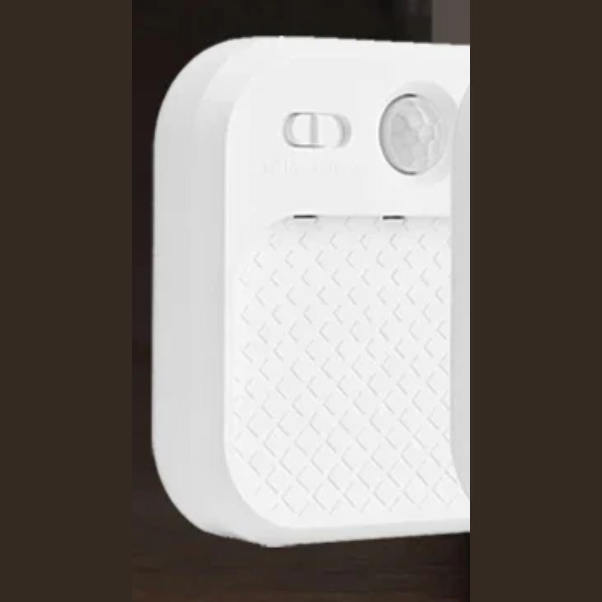 Single motion sensor night light
