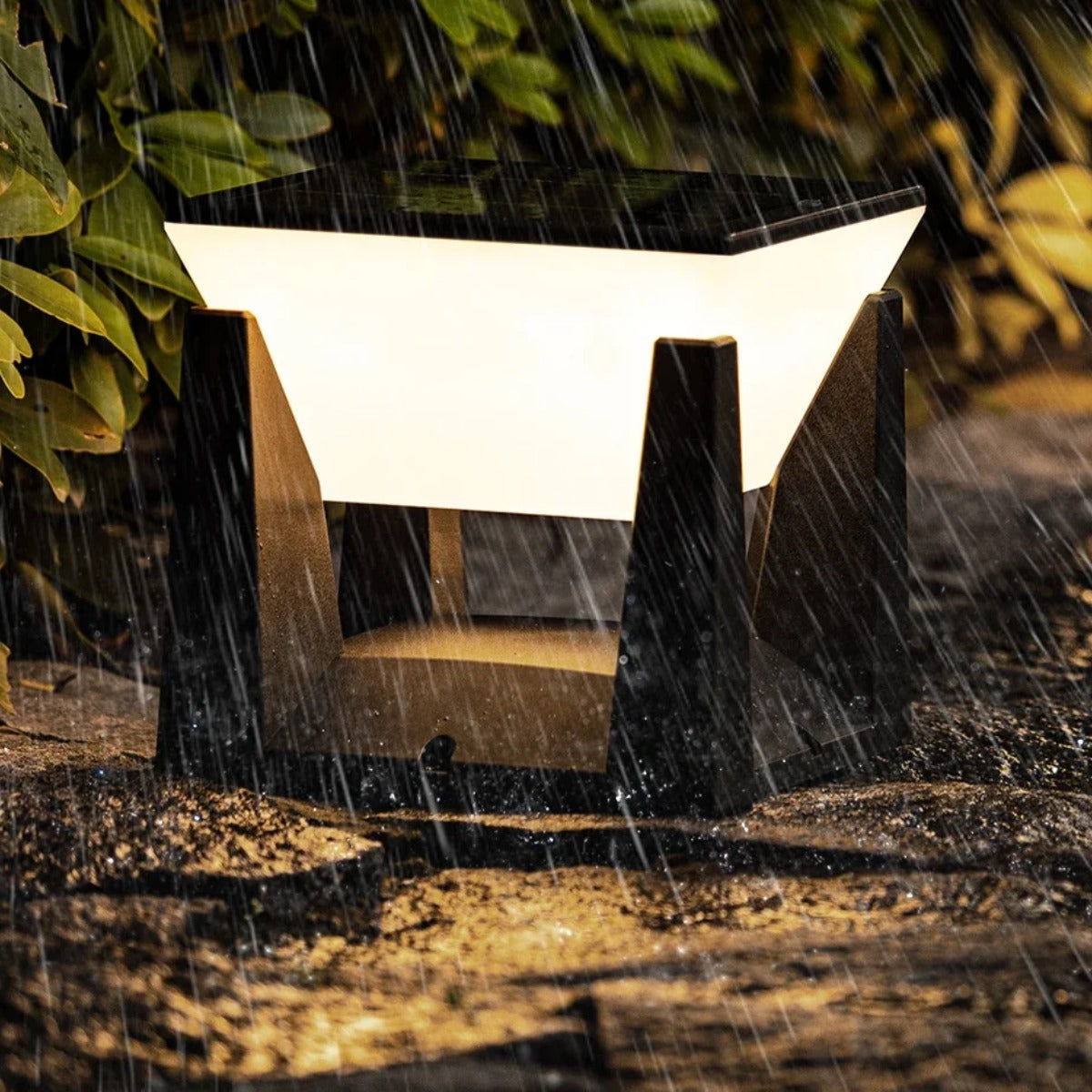 Solar Garden Column Lawn Light