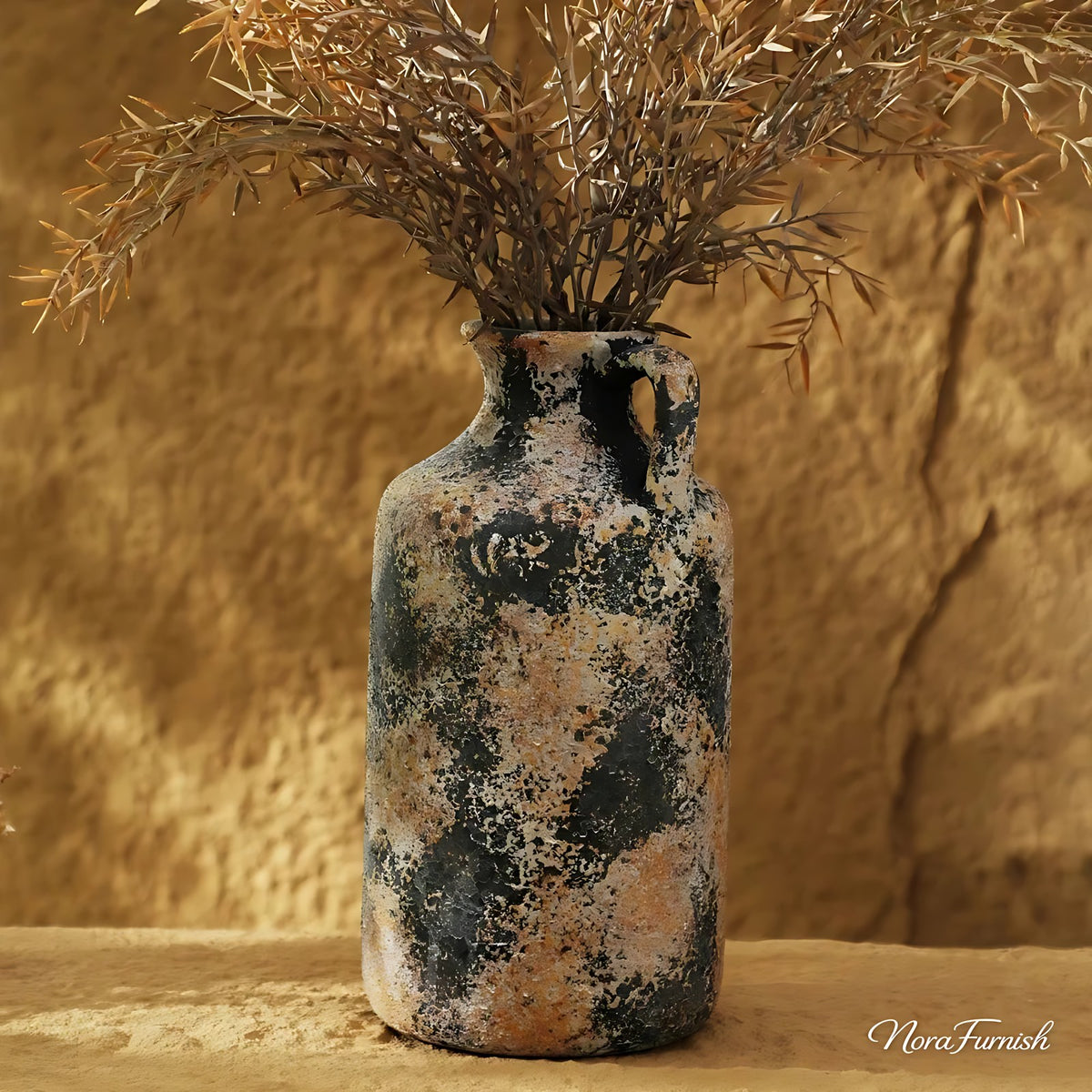 Doro Vase