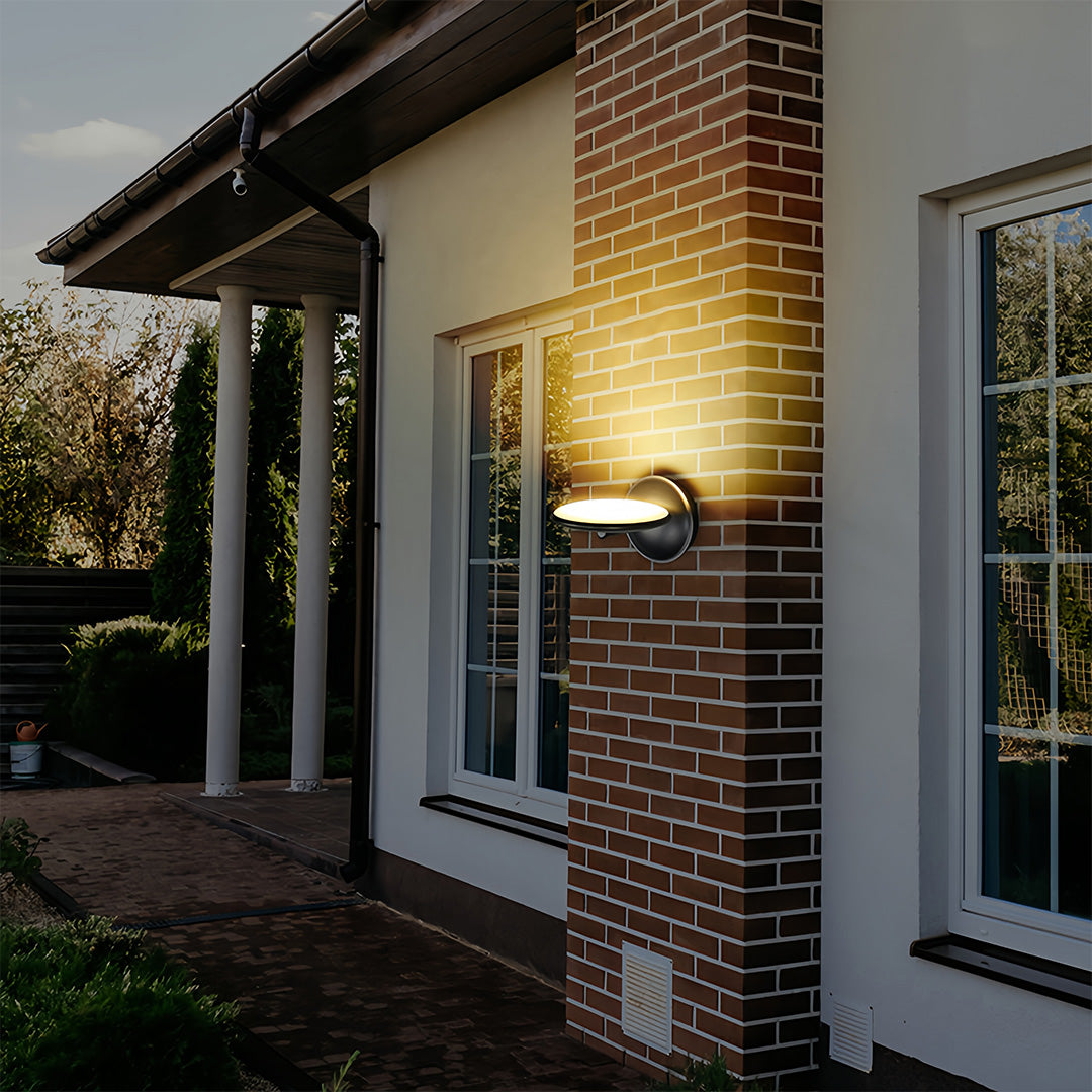 Swivel Disc Outdoor Wall Light, Cast Aluminum Patio Light