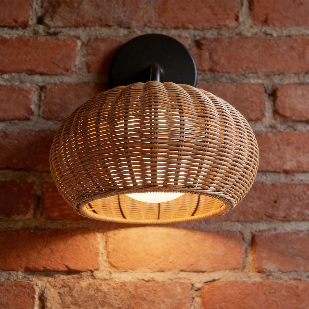 Isla Terrace Restaurant Set – Lamu Rattan Outdoor Wall Light